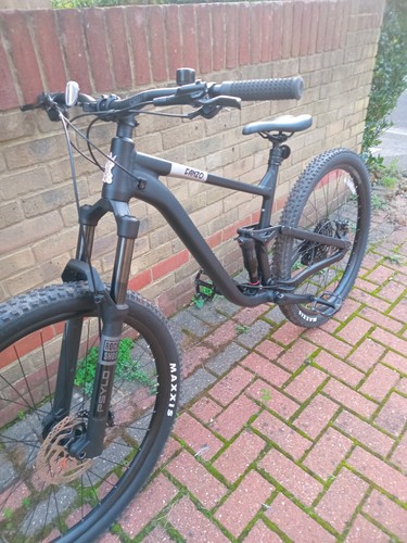 Voodoo canzo full - voodoo, suspension